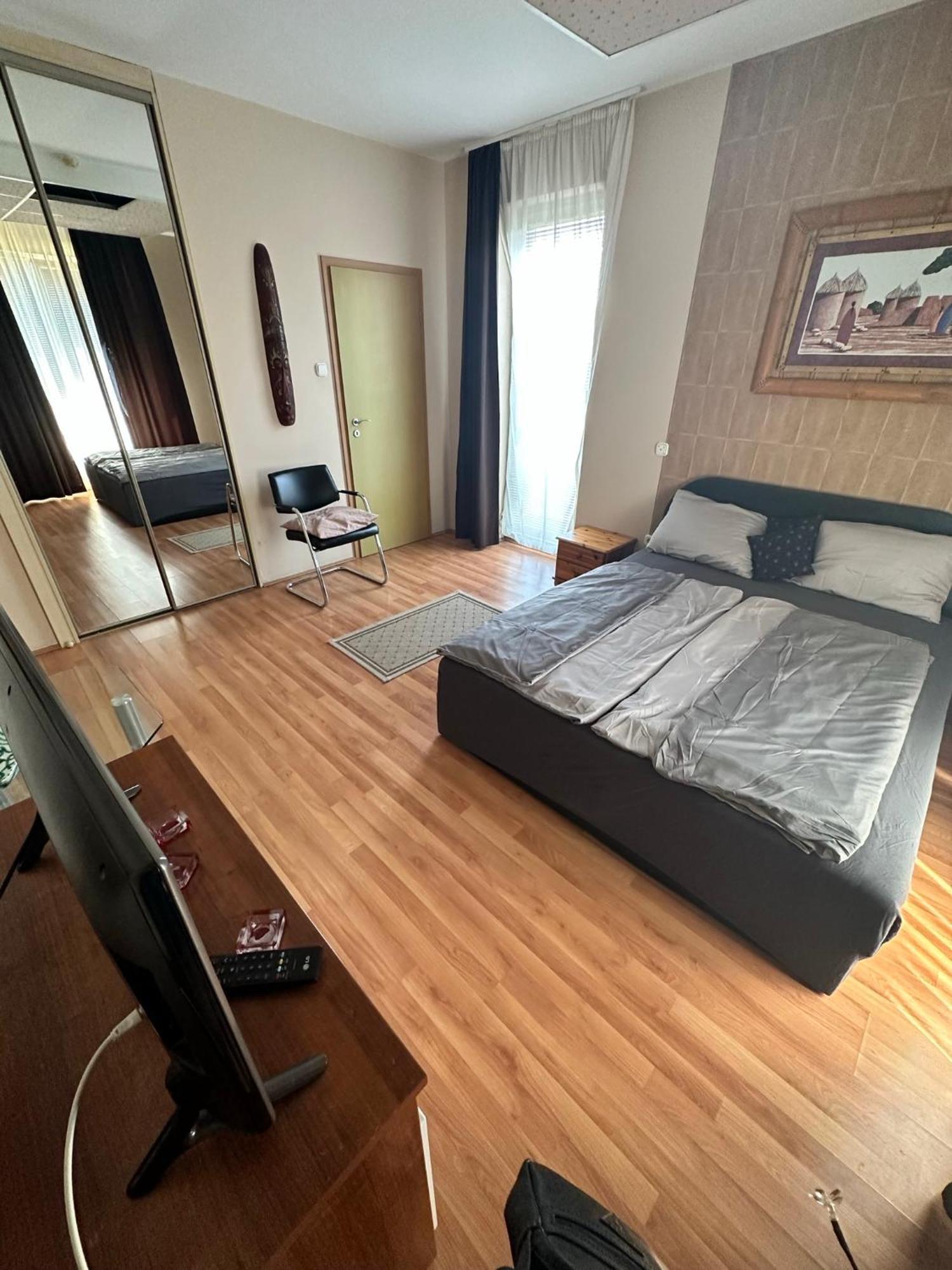 Velvet Motel Hegyeshalom Exterior photo